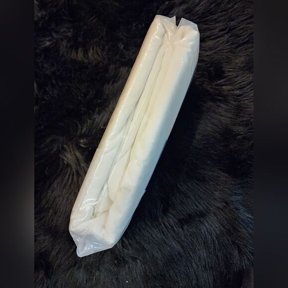 Duvet Cover Set Bedsure Solid Ivory - Queen Size - Picture 8 of 9